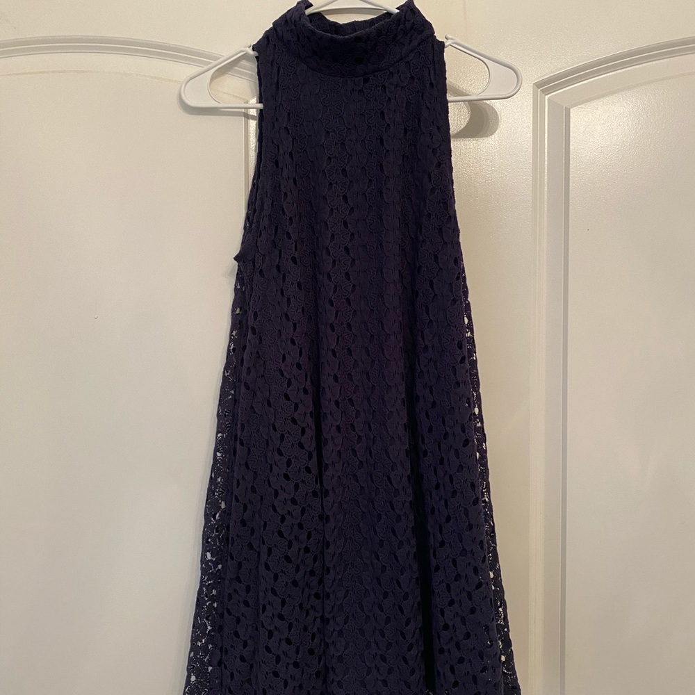 Sleeveless blue dress